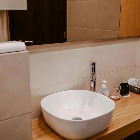 Sohaz Panzio Es Apartmanhaz