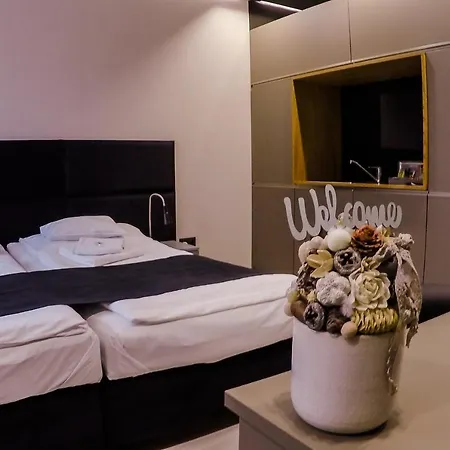 Bed & Breakfast Sohaz Panzio Es Apartmanhaz 4*