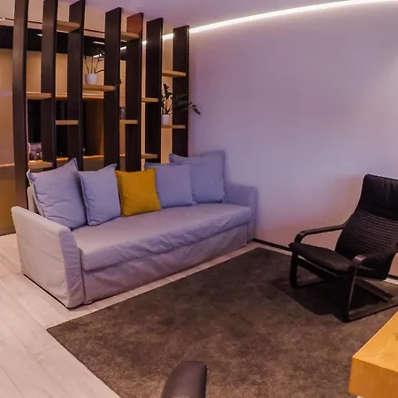 Sohaz Panzio Es Apartmanhaz