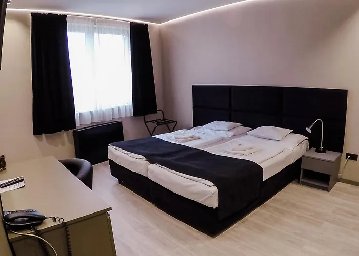 Sohaz Panzio Es Apartmanhaz Отель типа 