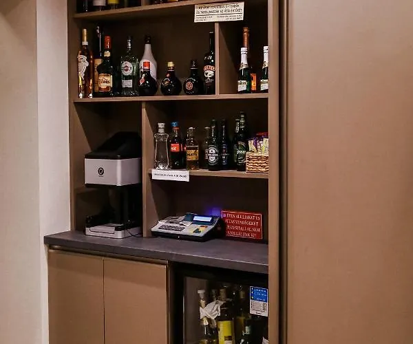 Sohaz Panzio Es Apartmanhaz 4* Сольнок